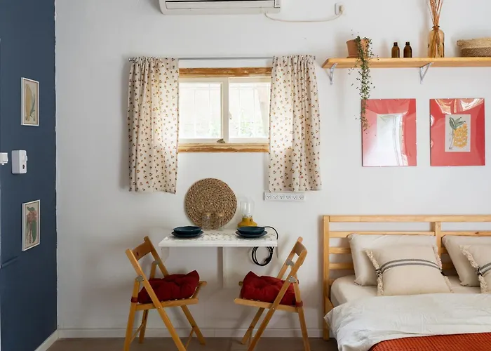 Dotan\'S Boutique Studios - By The Beach!