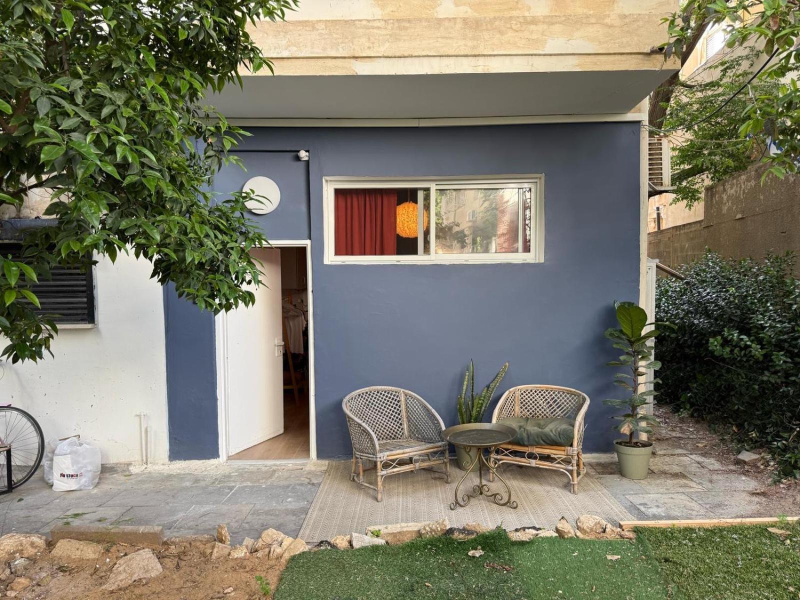 Dotan's Boutique - By The Beach! Apartment *